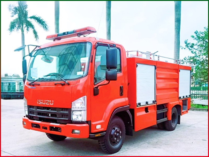 Xe chữa cháy Isuzu cứu hỏa 4400L